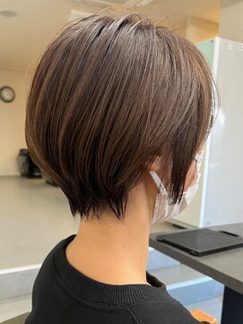 ニコ(nico...) シドウ/30代40代/スタイリング簡単ショート/透明感カラー