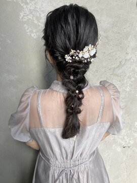 コトナ(kotona) お呼ばれヘアセット編み下ろしヘアセットミディアムヘアセット