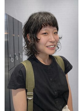 コース(co-th.) ウルフパーマ/くるくるパーマ/グランジヘア/レイヤーパーマ/鶴見