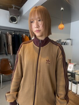 ニュード(niud) 明るめベージュ