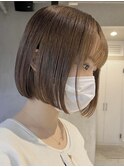 調布イルミナカラーマッシュショートミルクティーベージュカラー