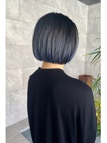 ブランシェ(branche)&nbsp;【1ミリにこだわるカット】/グラデーションブルー