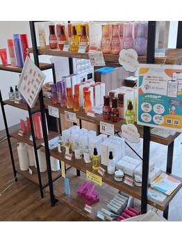 白髪染め専門店 カラーストーリー台原店の写真/圧倒的な価格で美容室専売品のヘアケア商品が手に入る！大人気商品多数！圧倒的品揃え☆購入のみも大歓迎☆