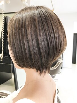 ヘアーアンドアート ルミナ(HAIR&ART LUMINA) スマグラ【Sasaki】