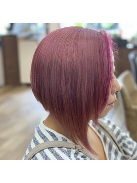 ヘアーサロン プアメリア(Puamelia) 大人可愛い小顔丸み前下がりショートボブ×ラベンダーピンク