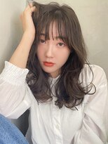 ビュートリアム 南青山(BEAUTRIUM)&nbsp;大人カジュアル 上品レイヤー ニュアンスレイヤー 20代30代40代