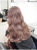 ピンクベージュ