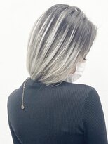 ココ 本八幡(KOKO)&nbsp;#黒髪#小顔#クラゲヘアー#オリーブグレー#ココアベージュ#美髪