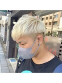 ホワイトブリーチショート