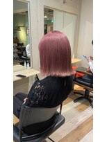 ピンク系外ハネ巻き【池袋】