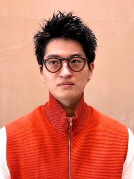 ガーデンヨコハマエスト(GARDEN YOKOHAMA est) アッシュブラック 大人 刈り上げなし スパイキーショート