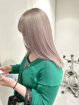ベレーザ 渋谷(BELEZA) 9746ニュアンスカラーシルバーアッシュハイトーンカラー韓国ヘア