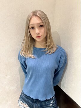 アース コアフュールボーテ 上田店(EARTH coiffure beaute) ホワイトベージュ_ハイトーン_ケアブリーチ_ レイヤーカット