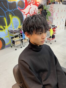 カーニー 錦糸町(kearny) 緩め ツイストスパイラルパーマ