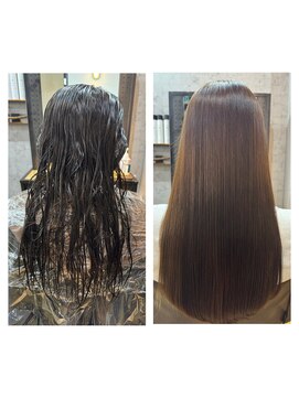 リーチ アウト(REACH OUT) ロングストレートヘア