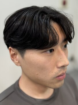 バース バイ ハピネス(BIRTH by happiness) ツイストスパイラルパーマツイストパーマメンズマッシュパーマ