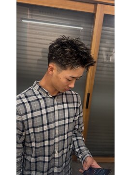 メンズサロン キング 心斎橋店(Men’s salon K!ng) 波巻きツイストスパイラルパーマ/フェザーパーマ/眉毛/メンズ