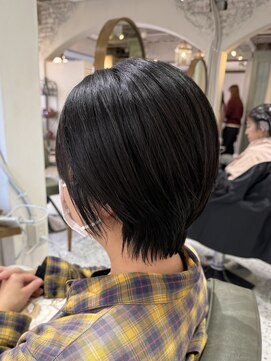 サンバイセライロ 千葉(SAN. by celilo) 耳かけショート＊ナチュラルショート/千葉駅/MINA