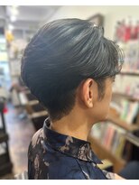 チアロルーチェ(Chiaro Luce) メンズメンズカットパーマセンターパート大人ショートビジネス