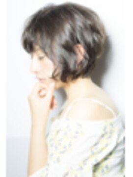 ザ シー 橋本(The C) ひし形シルエットの大人ボブ