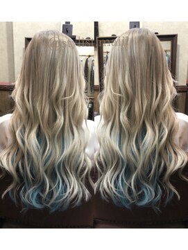 ディー エメ(D-aimer-) スカイブルー×ホワイトグレージュ