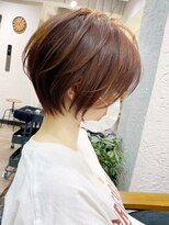 アヴァロン(AVALON)&nbsp;クールショート・ひし形・流し前髪・ナチュラルブラウン【BISA】