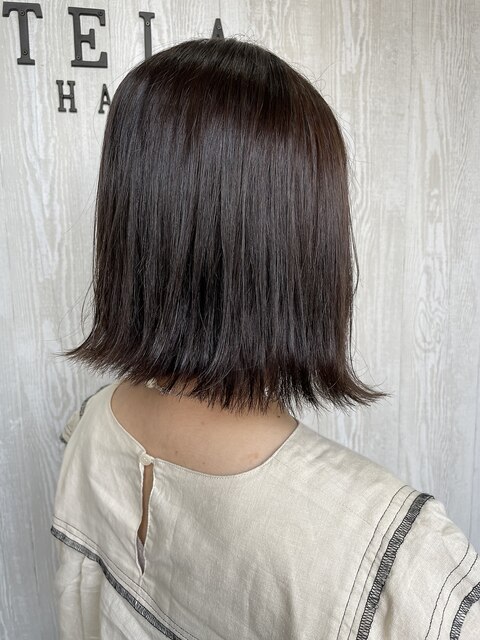 モノトーングレージュで外ハネクールボブ♪【TELA HAIR南行徳】