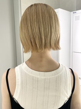 キートス(Kiitos) 切りっぱなしミニボブ