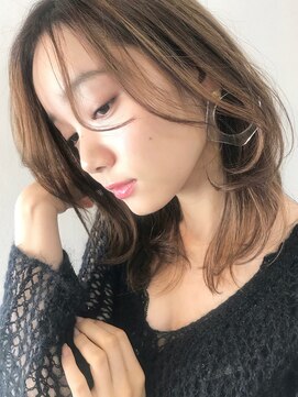 テテ(tete.) 30代40代おすすめオリーブベージュロングレイヤー