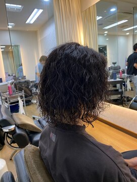 ゼロツー(ZERO-II) 波巻きパーマ【#磐田#メンズ#メンズパーマ#酸熱トリートメント】