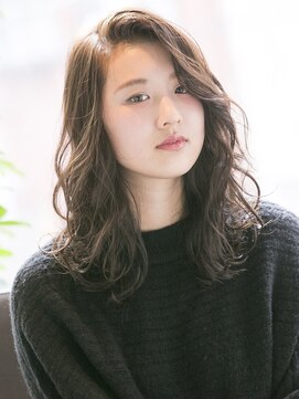 スクエアー 天満橋(SQUARE) 大人可愛いセミロング