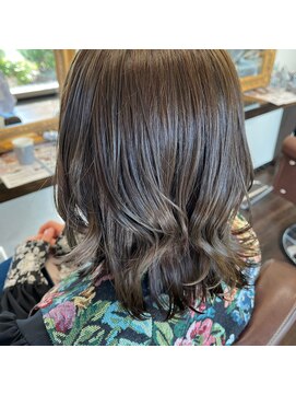 ジールサンク(Zeal N°5) オリーブグレージュ