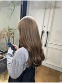 ベージュカラー