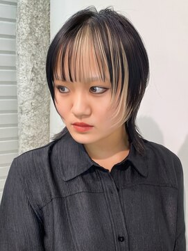 ココ 原宿(KOKO) □＃顔まわりレイヤー＃レイヤーカット#ウルフ＃インナーカラー