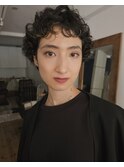 、