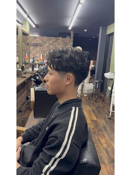 メゾンフォーメン トアロード(Maison for men TorRoad) テーパーフェード