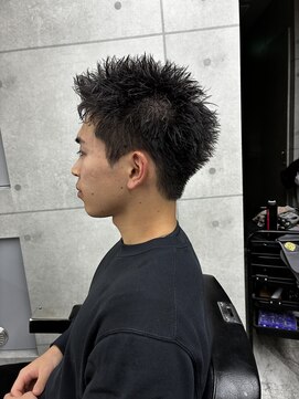 クロム トウキョウ ザ バーバーアルト 神保町店(CHROM TOKYO the Barber ALT) スパイキーショート