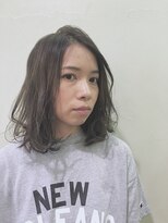 ピエドプールポッシュ(PiED DE POULE POCHE)&nbsp;ラフだけどまとまり感のあるミディアムミディアムスタイル