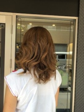 ディーヘアーデザイン(d.HAIR DESIGN) ベージュ系オリーブカラー