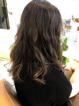 スタイル 成城学園前(STYLE) 丸顔似合わせ  小顔に見せるヘア  ブランジュ  ダブルバング