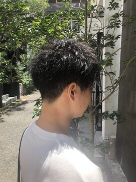 アンプレヴーアジュテ(Impre'vu ajoute) ツーブロックカジュアルスタイル