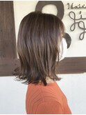 切りっぱなしロブ/アッシュベージュ