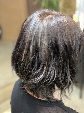 クチュール(couture) 白髪ぼかしハイライト+アッシュカラー