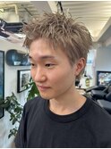 スパイキーショートビジネスマン30代40代ツーブロック刈り上げ