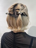 ヘアーアンドメイク ビス(HAIR&MAKE bis) ハーフツインアレンジ【西尾瑠華】