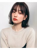 暗髪黒髪切りっぱなしショートボブ/ダメージレス透明感カラー
