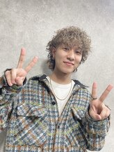 谷勇汰/＠glow_yuta/特殊パーマ支持率No.1/針金パーマ/ハードパーマ/スパイキーアフロ