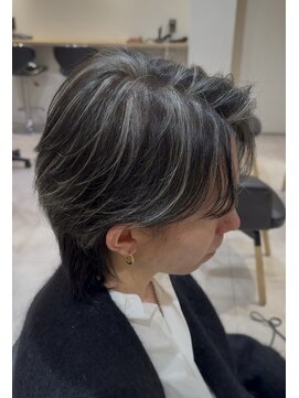 アイトーキョー 横浜(AI TOKYO) ホワイトハイライトカラー