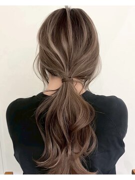 アマレット(Amaretto) コントラストグレージュハイライト