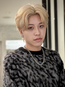 ラパンセヴェールメンズ 栄(LA PENSEE VERT MEN'S) センターパート